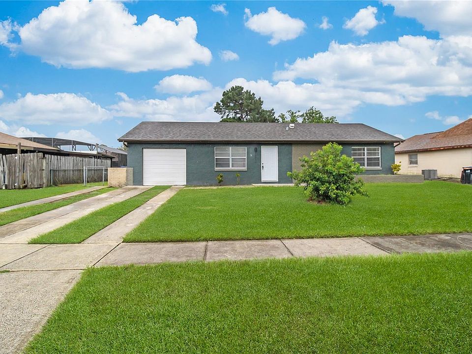 1st image of 12011 Carolina Woods Ln
