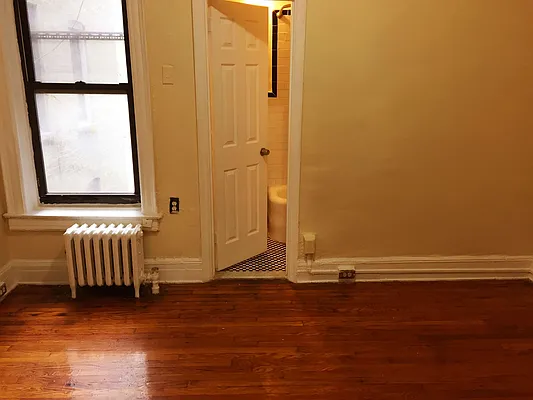 Rented by Realty Collective | media 29