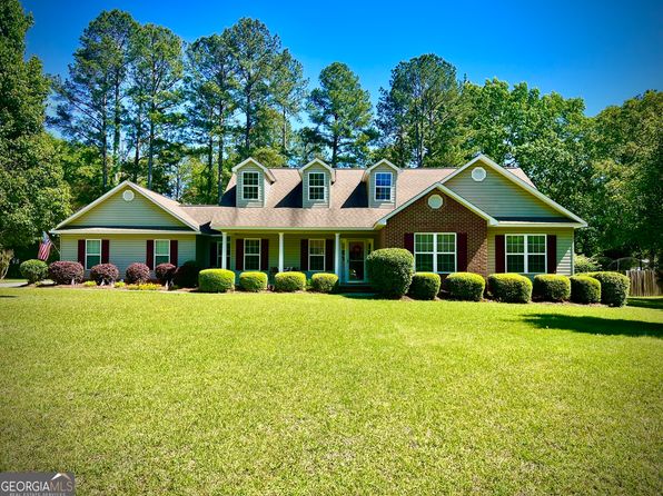 218 Barfield Dr, Dublin, GA 31021