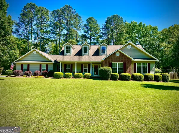 218 Barfield Dr, Dublin, GA 31021