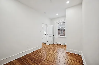 236 W Harvey St #A — Photo 9