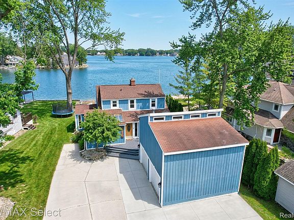 3rd image of 11501 Torrey Rd