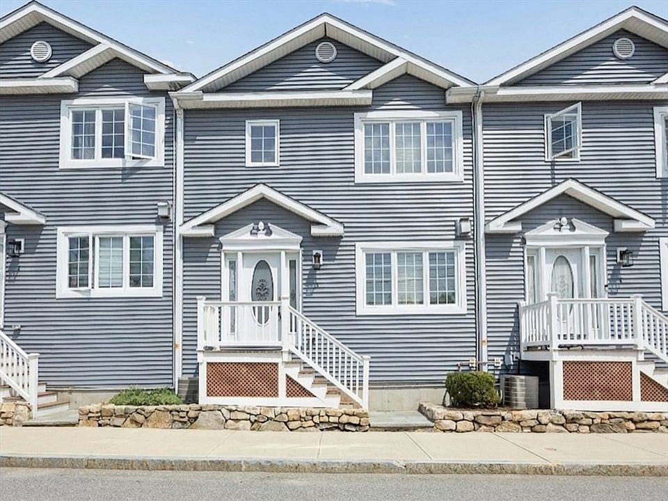 1st image of 40 Myrtle St APT 3