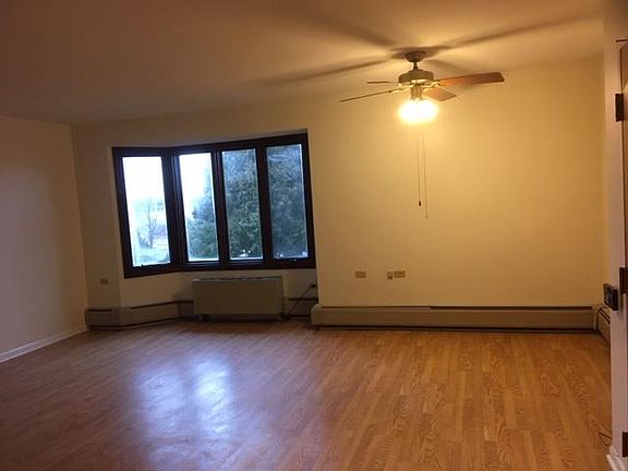 5th image of 1141 Iroquois Ave APT 209