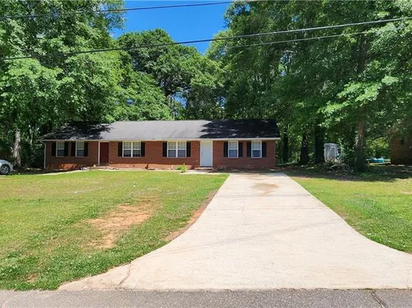 144 Sycamore Ln, Athens, GA 30605