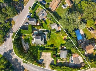 127 Inlet Rd W #A, Hampton Bays, NY 11946