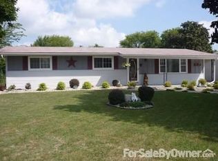 20222 82nd St, Bristol, WI 53104