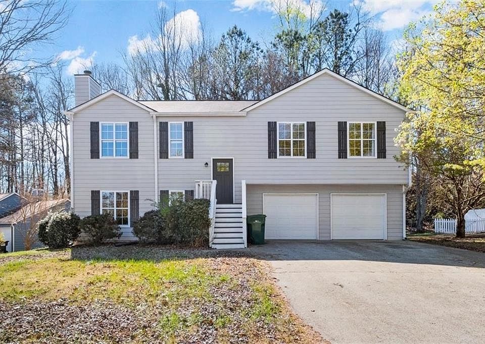 1st image of 601 Bluff Dr