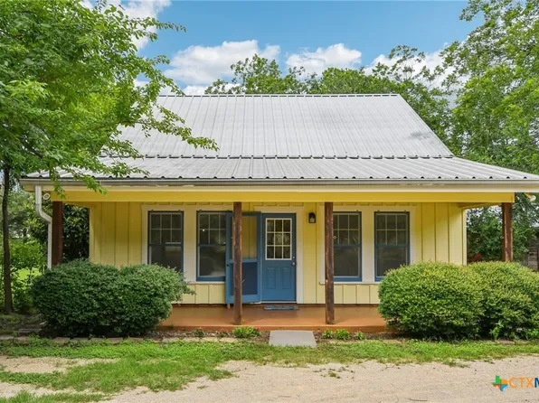 420 Mill St, Maxwell, TX 78656