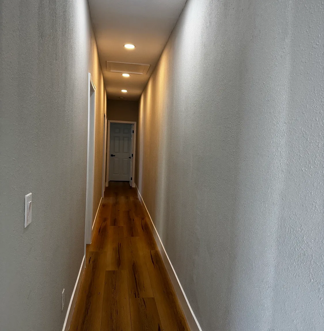 2 bed, 918 sqft, $2,800 — Photo 4