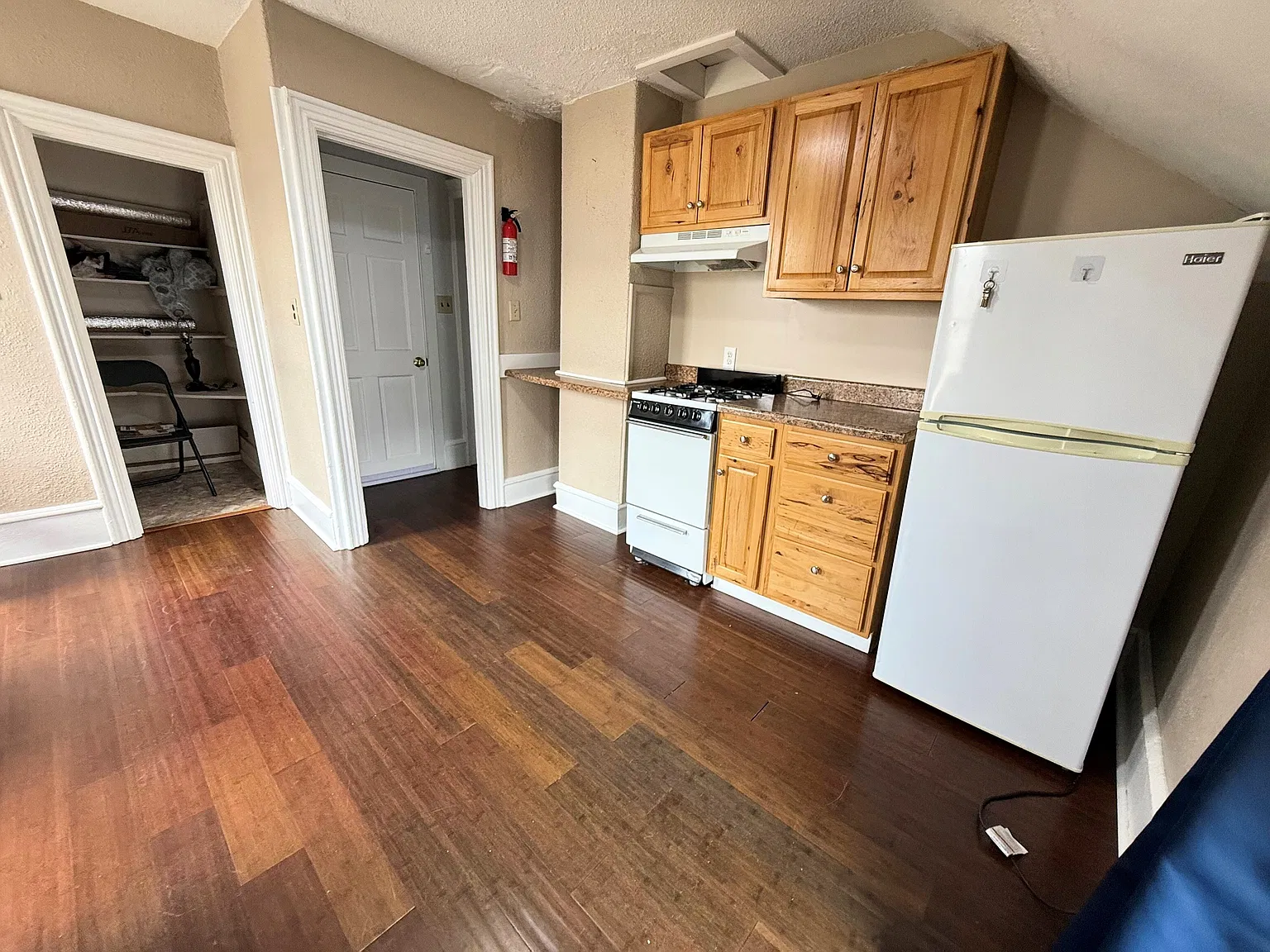 1 bed, 450 sqft, $1,400 — Photo 4