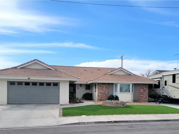 4207 Snead Dr, Las Vegas, NV 89107