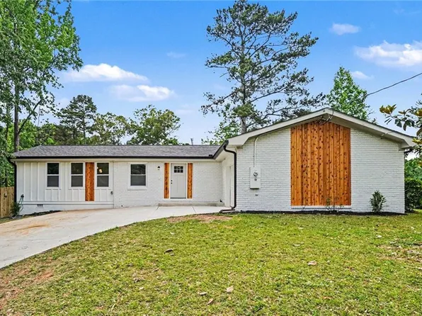 1988 Calvary Hill Ct SW, Marietta, GA 30008