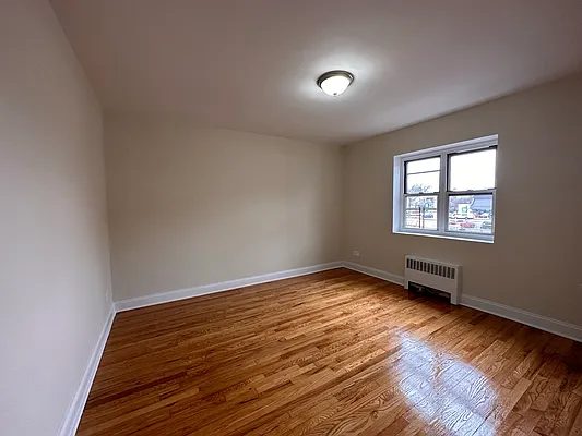 Rented by Karten Real Estate Services LLC | media 5