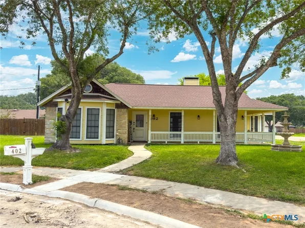 402 Teakwood Dr, Victoria, TX 77901