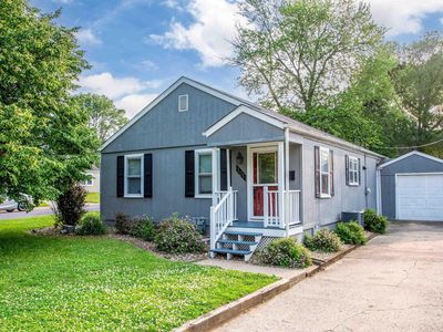 301 Edgewood Dr, Pekin, IL, 61554