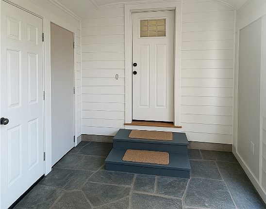 Breezeway entrance