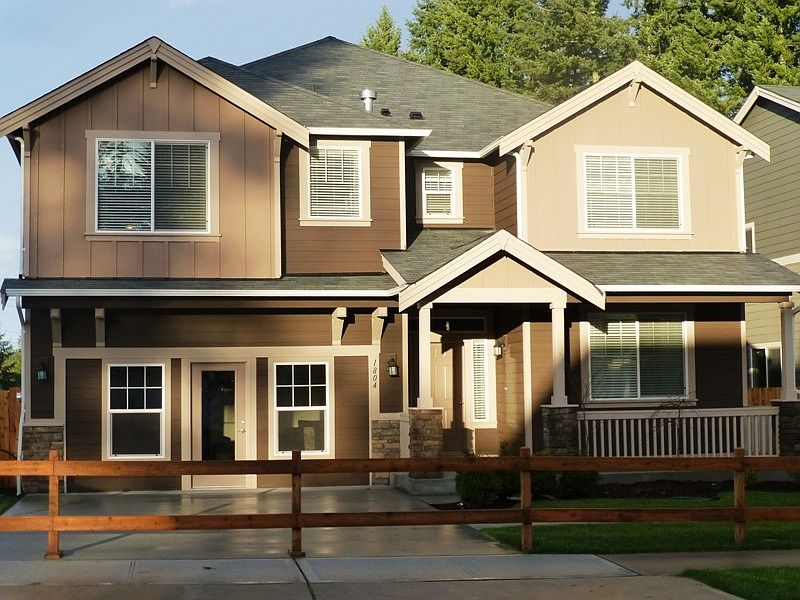 1st image of 1804 65th Ave SE