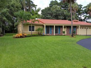 2555 Arbor Drive, Fort Lauderdale, FL 33312