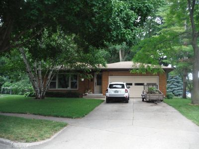 624 Simpson Ct NW, Grand Rapids, MI, 49504
