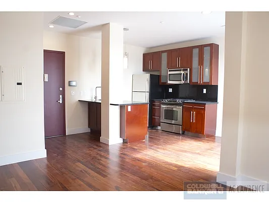 Rented by Aclawrence | media 10