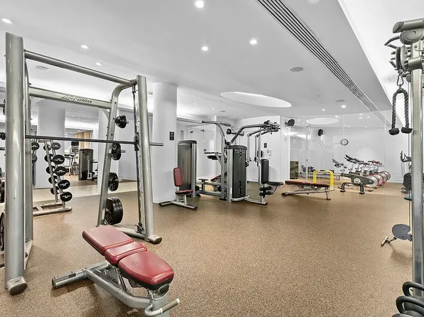 400 Park Avenue South image 15 of 15