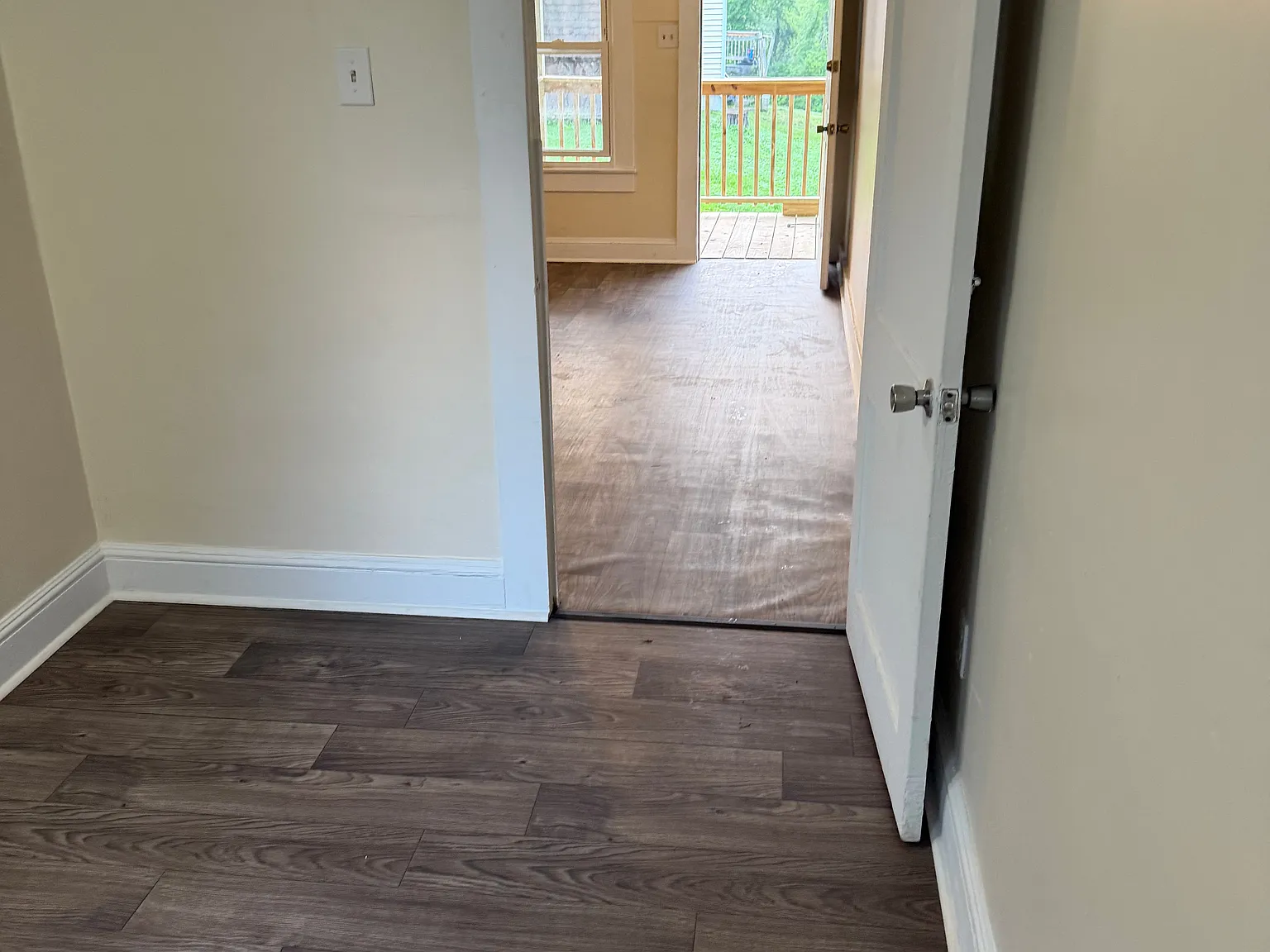 2 bed, 1000 sqft, $950 — Photo 3