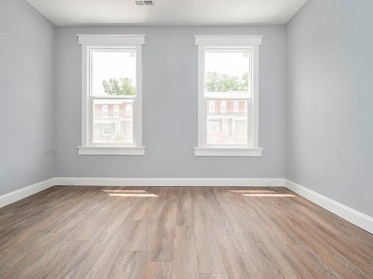 2728 Winchester St — Photo 18