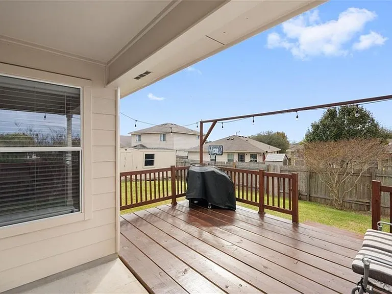 12201 Sky Harbor Dr — Photo 23