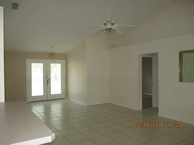 401 Harbour Lights Dr — Photo 24