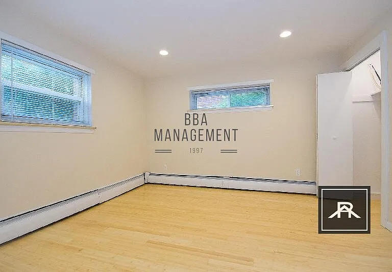 13 Commonwealth Ct #1 — Photo 13