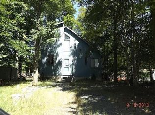 7243 Woods Ln, Tobyhanna, PA