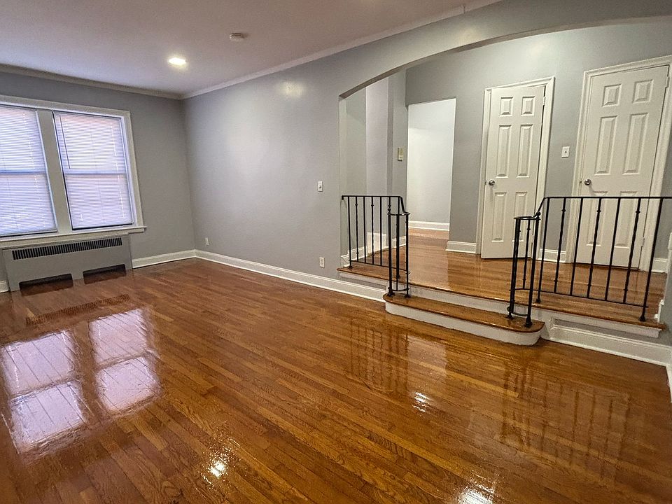 1st image of 33 S Munn Ave APT 3E