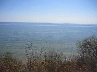 15818 Lakeshore Dr, Cleveland, WI 53015