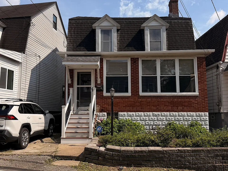 1964 Pittview Ave