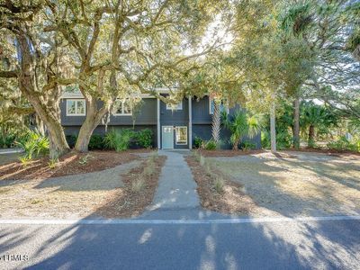621 Dolphin Rd, Saint Helena Island, SC, 29920