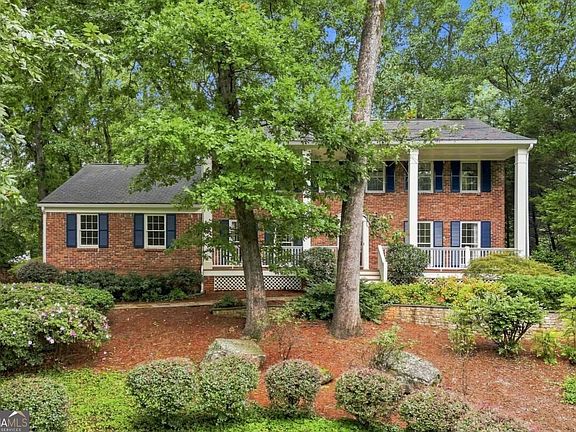 2nd image of 412 Pebblestone Ct SE