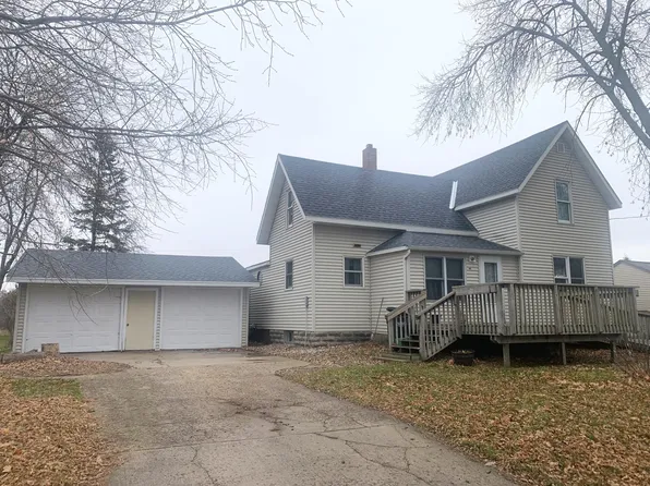 322 1st St SE, Clara City, MN 56222