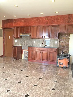 Rented by R New York | media 3