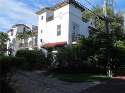 601 SW 10th St #2, Fort Lauderdale, FL, 33315