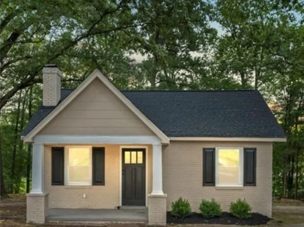 1709 Whitehead Rd, Richmond, VA 23225