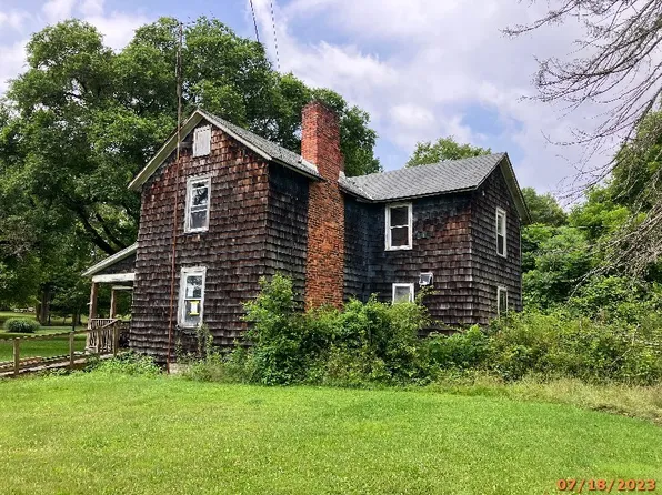 18745 Grange Center Rd, Saegertown, PA 16433