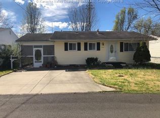 7 Nilan Dr, Hurricane, WV 25526