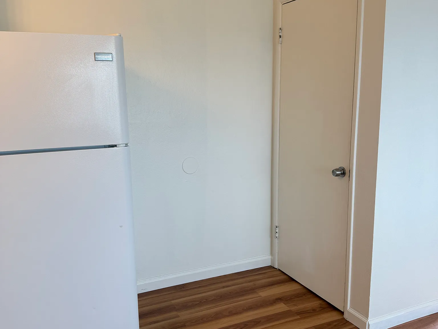 1 bed, 500 sqft, $1,650 — Photo 4
