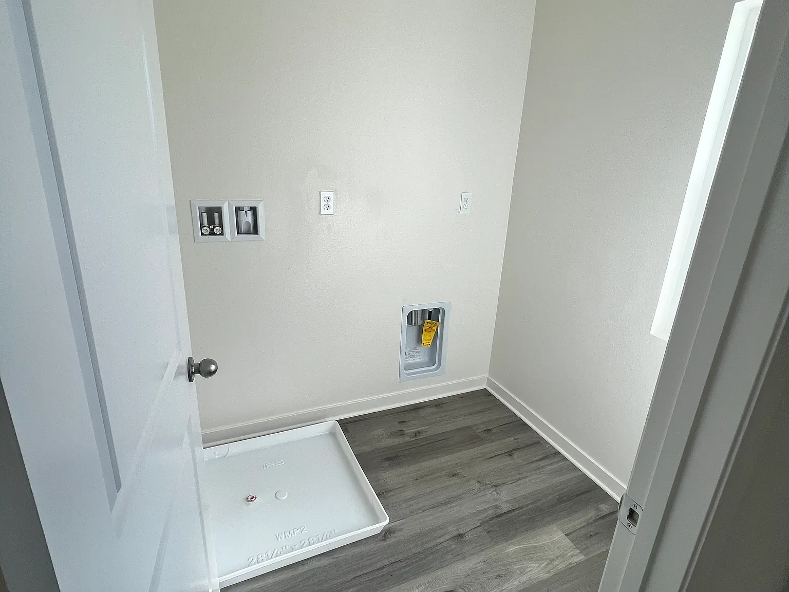 4 bed, 2417 sqft, $3,320 — Photo 1