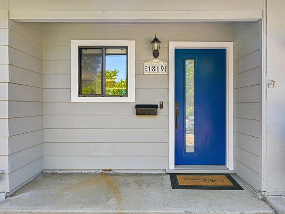 4th image of 1819 Fallbrook Ave