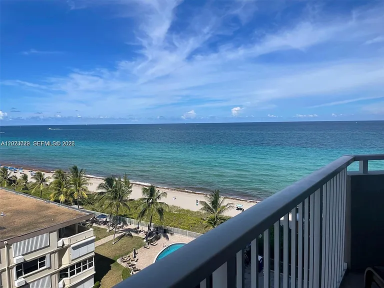 1950 S Ocean Dr #8K — Photo 1