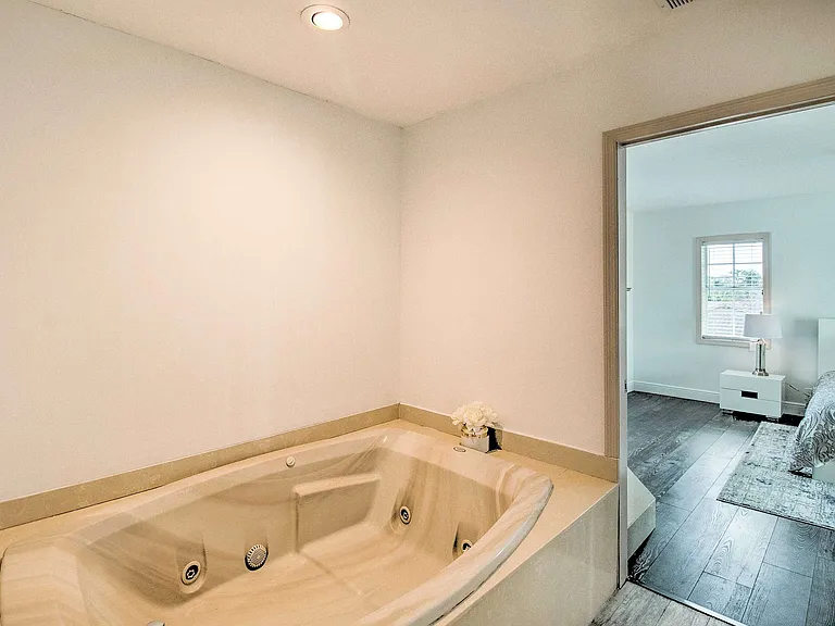 3936 Tracewood Ln — Photo 9