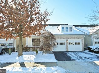 8405 Mountain Larkspur Dr, Lorton, VA 22079