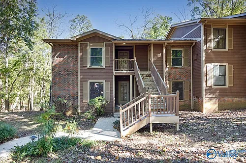 2048 Woodlawn Dr SW #2048 Photo 1